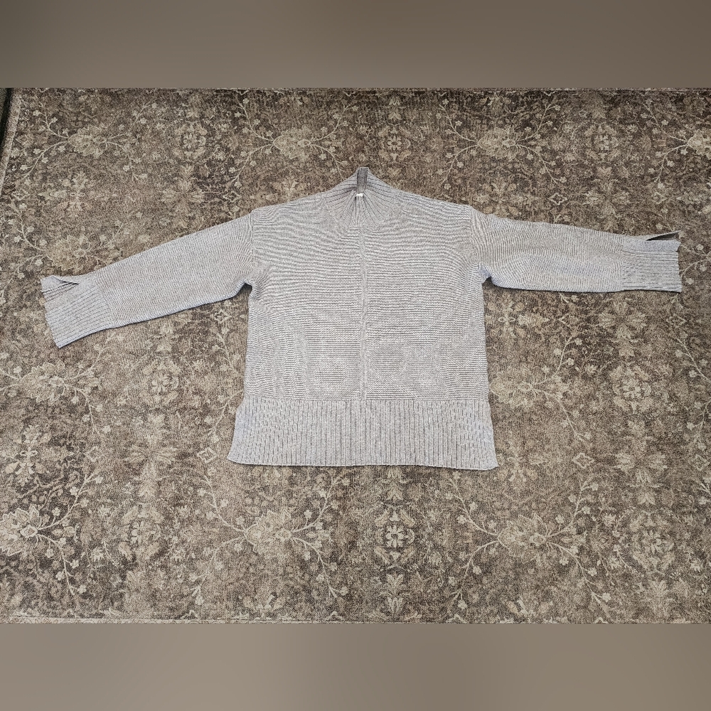 Women's Greige Sweater